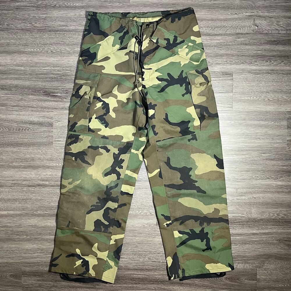 USGI ECWCS Gore-Tex Pants Men's 32x30 M81 Woodland Camo Gore-Seam Military
